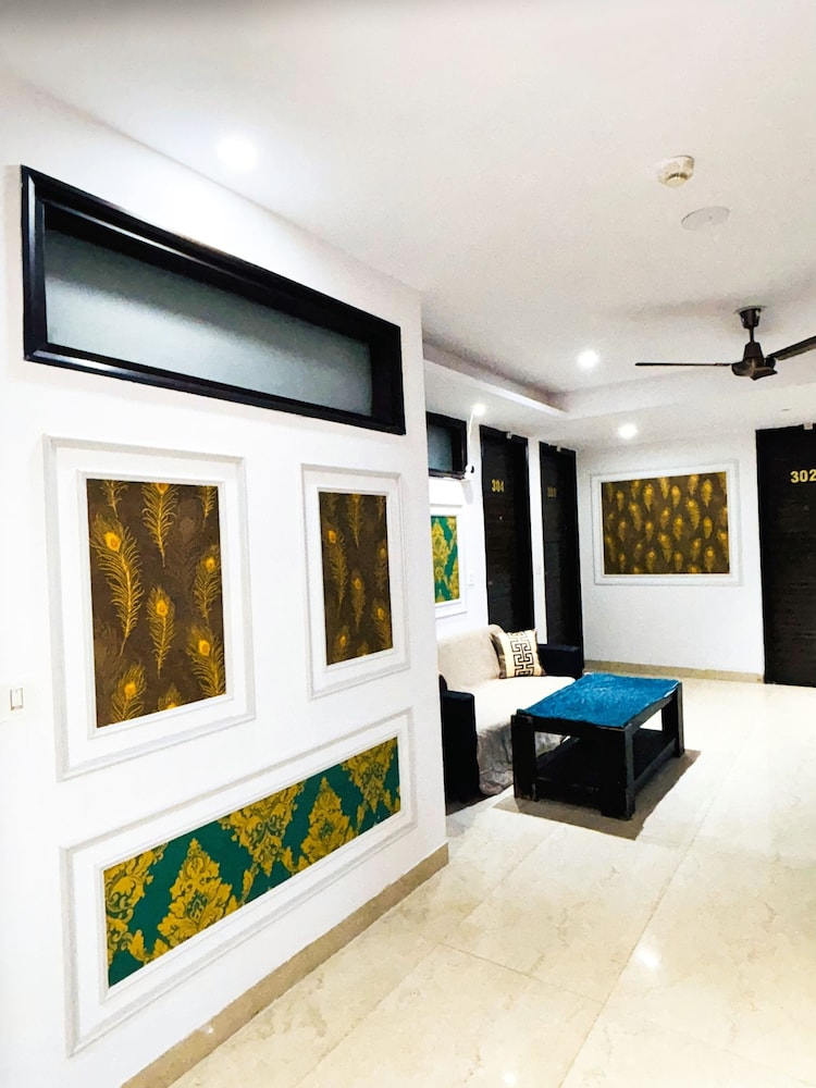 The HomeAste Residence Rajouri Garden