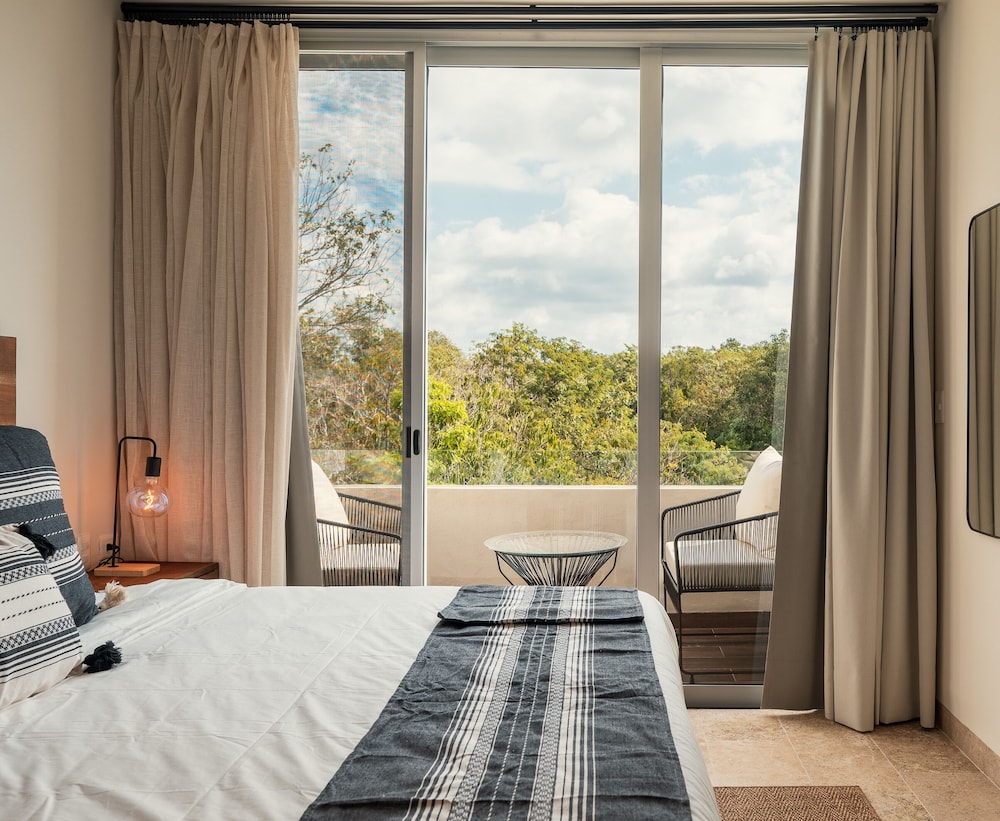 NHOA 312A 2BR Jungle View Aldea Zama