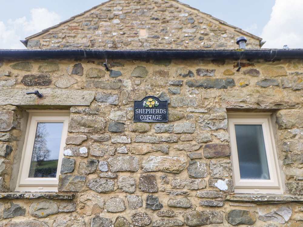 Shepherd's Cottage view 4