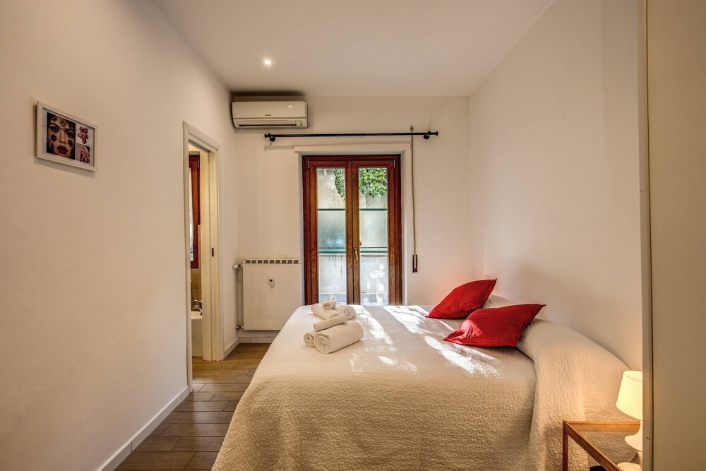 Ml Apartment - Ardesia Terrace Colosseo - 2bdr