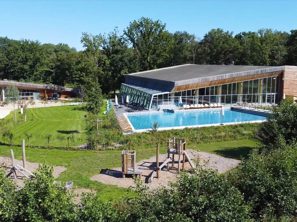 Waterside Luxury Sky Pad