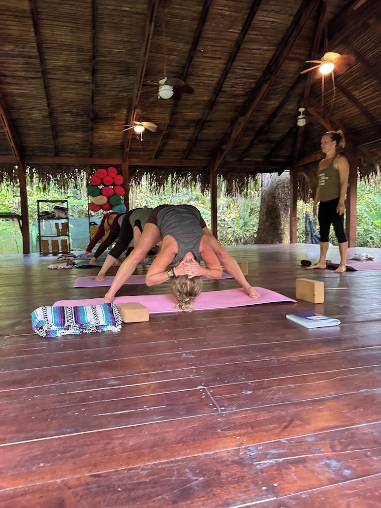Cabuya Lodge