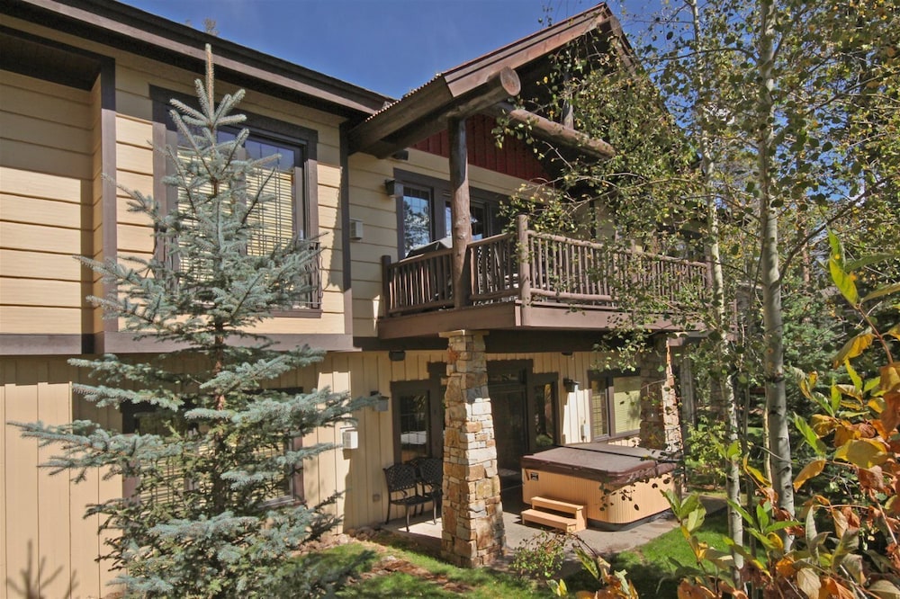 Christie Heights Retreat