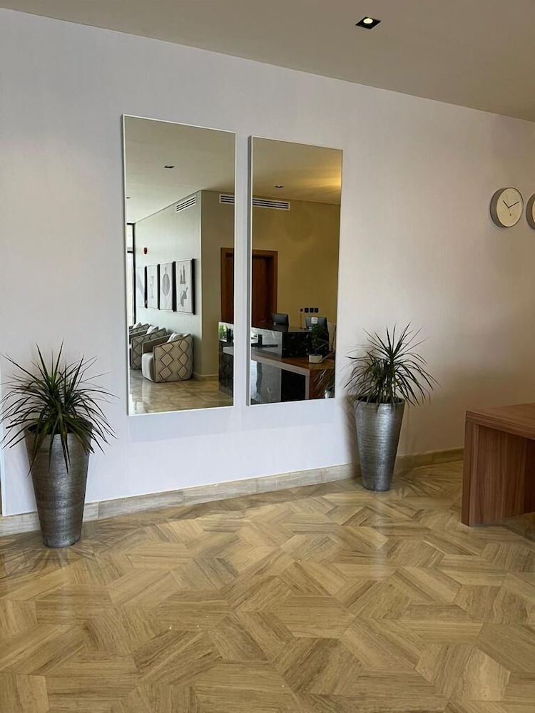 VOYAGE RESIDENCE