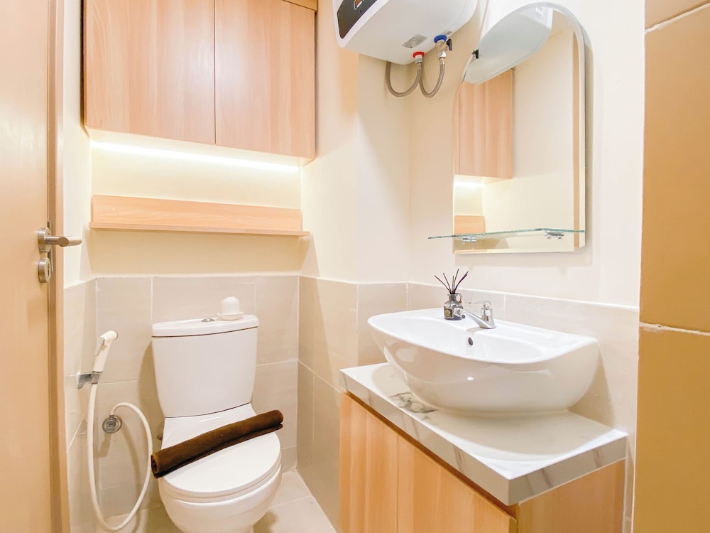 Cozy Place and Tidy 2BR Apartment Meikarta