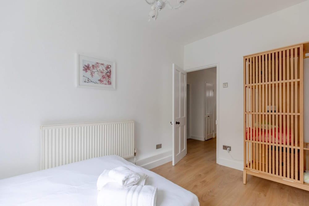 Central & Stylish 1BD Flat - 8mins to Greenwich!