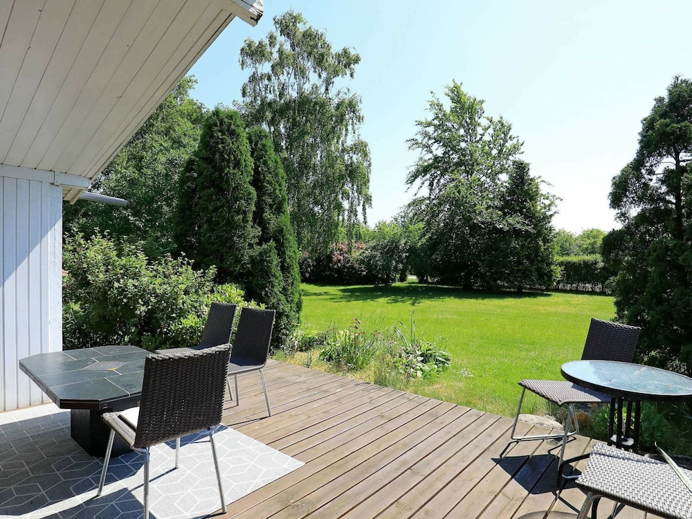 6 Person Holiday Home in Frederikshavn-by Traum view 3