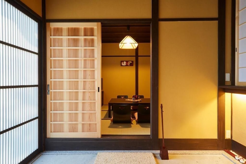 Miro Matsubara Takaseigawa Tei North