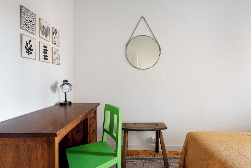 Breinr · Trendy and Spacious 3BR Family Home