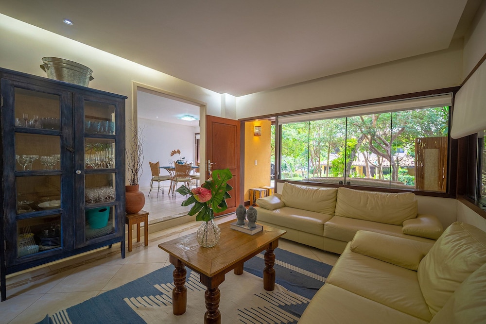 Bz86 Casa centro 600m da rua das pedras