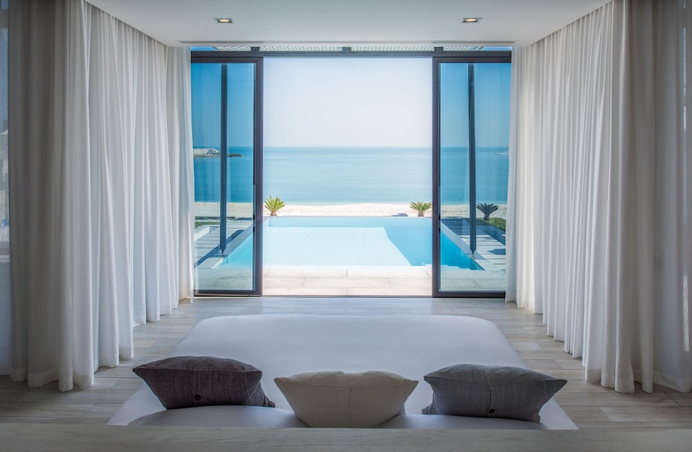 Nurai Island Resort