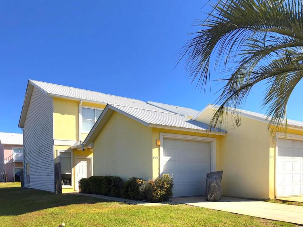 Gulf Walk 606