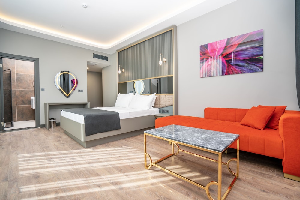 216 Ruby Süit - Image 30