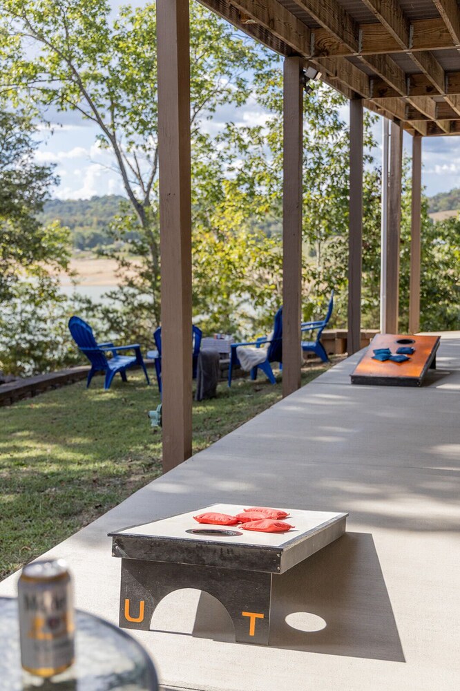 The Retreat at Paradise Hills