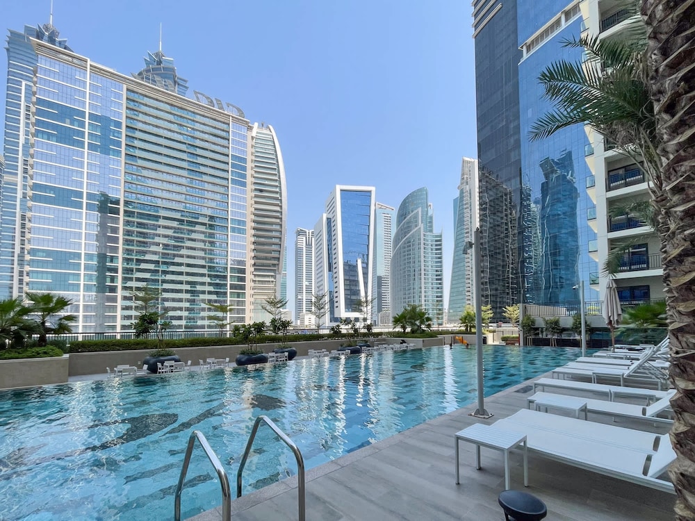 Excellent 1 Bedroom in Zada Tower With Balcony