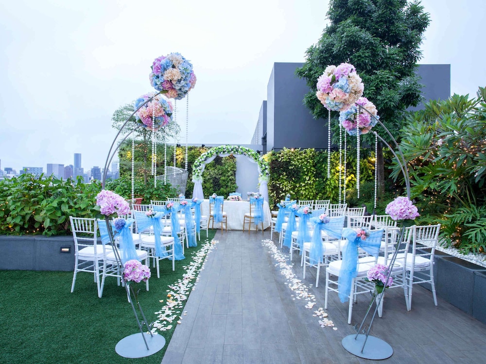 Mercure Singapore Bugis 50