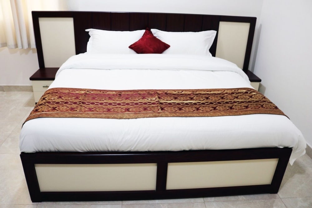 Roza Hotel Apatments view 4