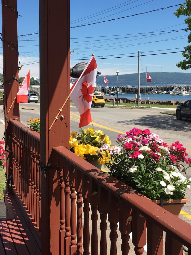 Harmony B&B & Suites
