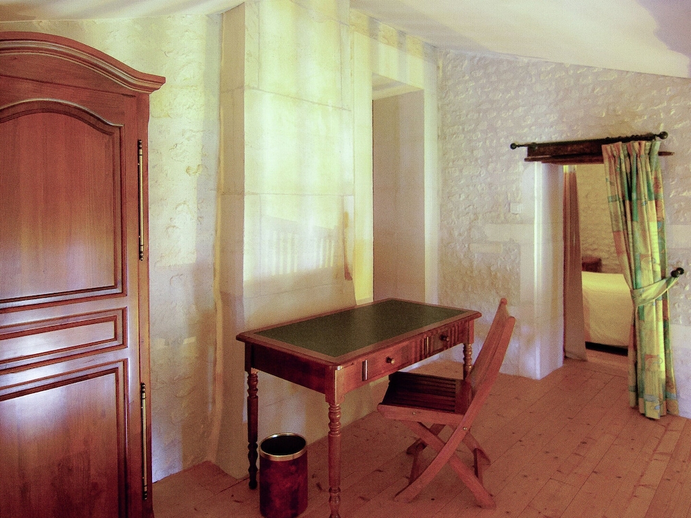 Photo 12