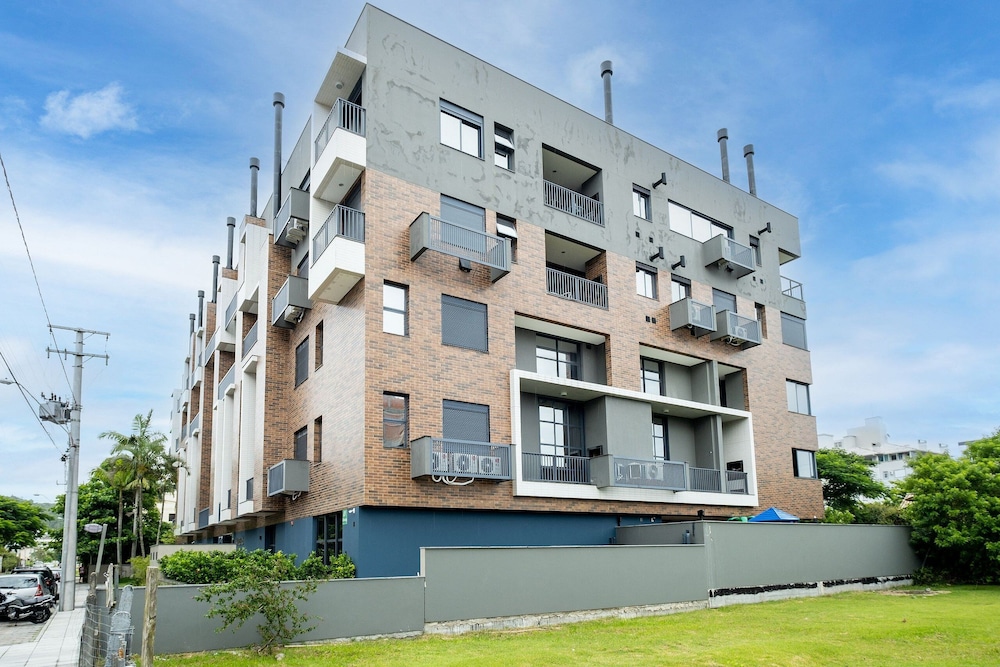 Cozy, Fully-equipped apt in new Building Jpr211
