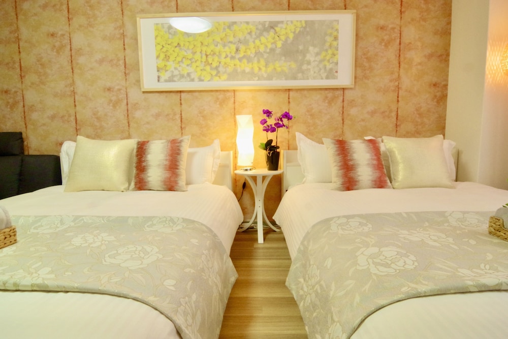 Nipponbashi Art Hotel