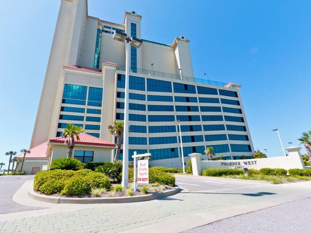 Phoenix West by Southern Vacation Rentals