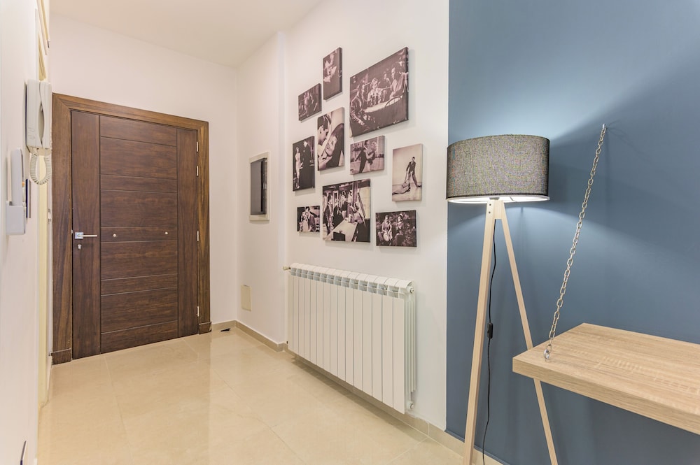 Orano -Chic 2-Bedroom Apt in Bsalim