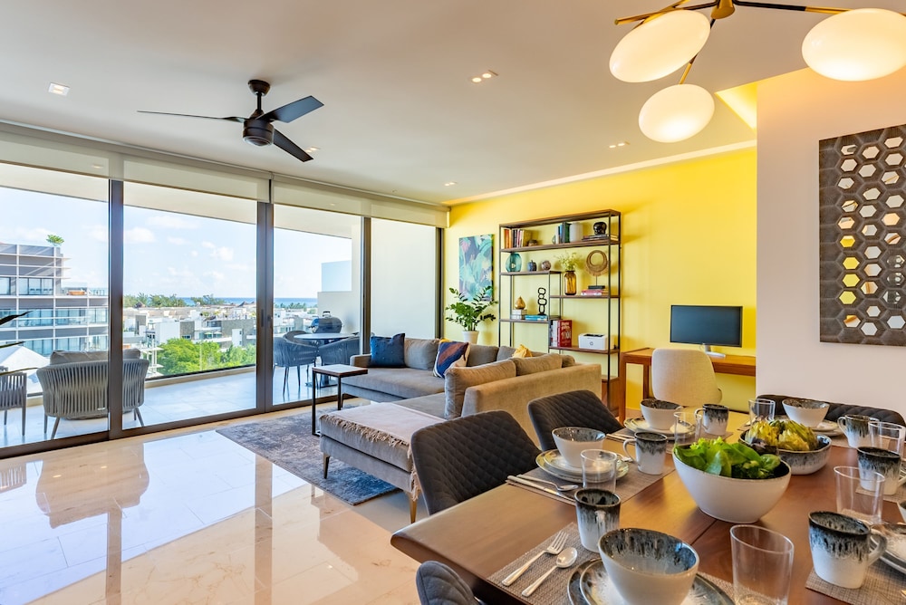 Ph Ocean Lux at Marila Condo