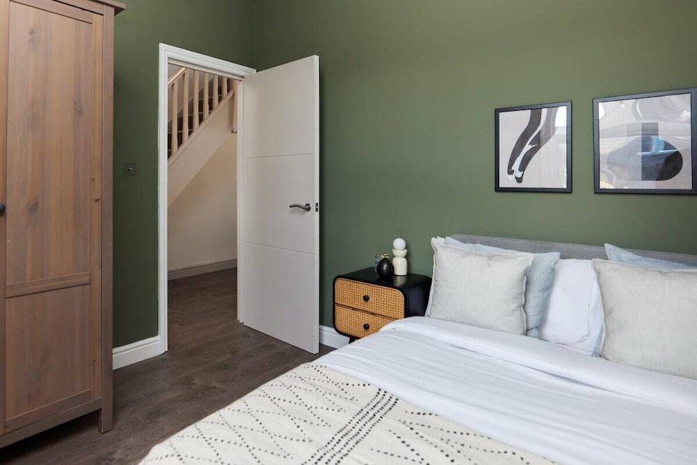 The Kilburn Crib - Stunning 3bdr Flat