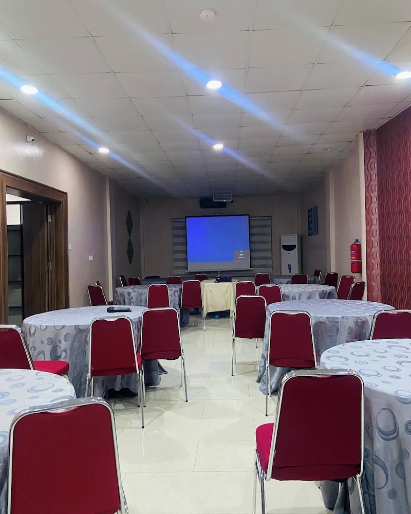 Iri Diplomatic Resorts