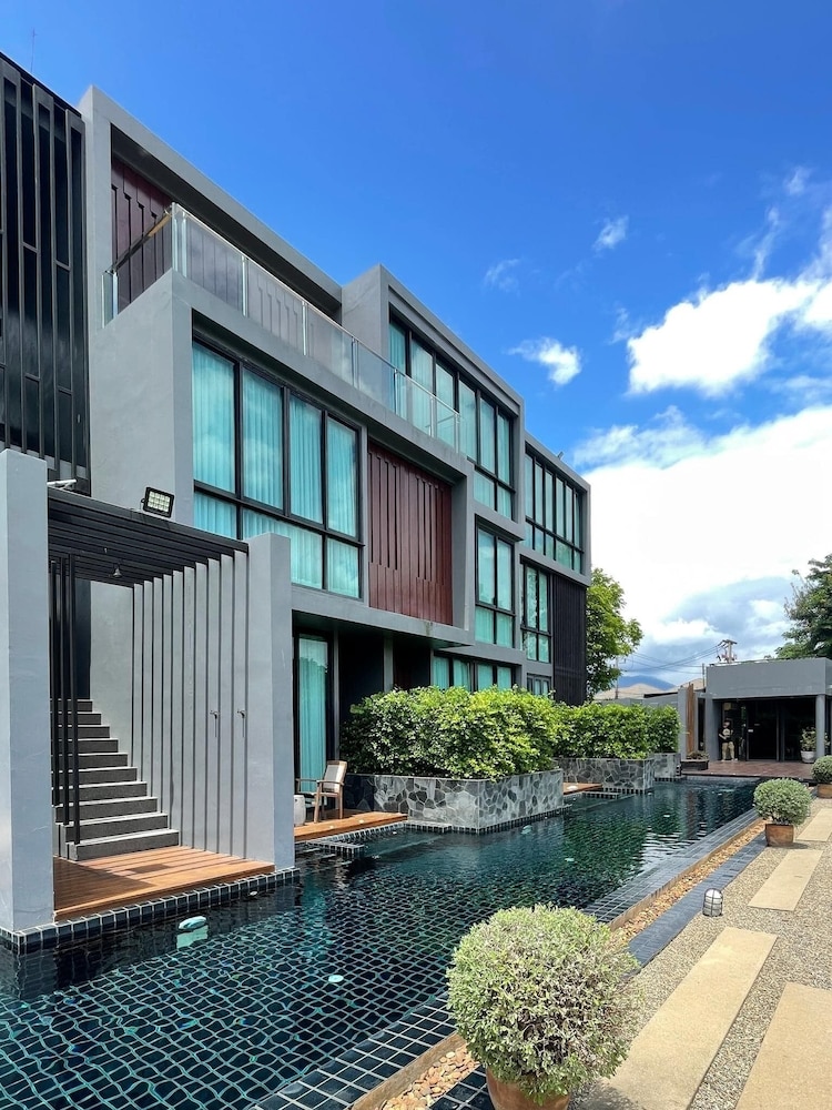 Zensala Riverpark Resort