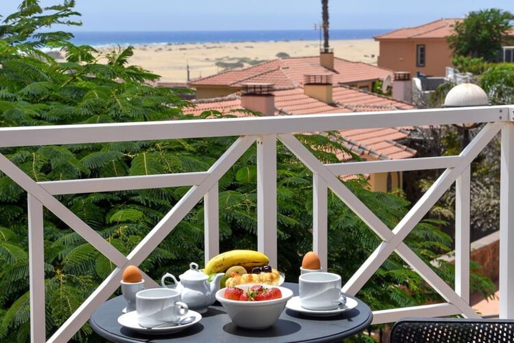 Belvilla by OYO Chalet Santa Ana 15