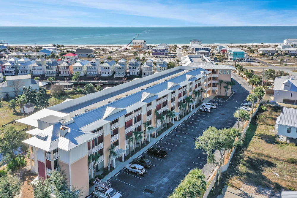 Waterside Village Condo 404 - Seadragon