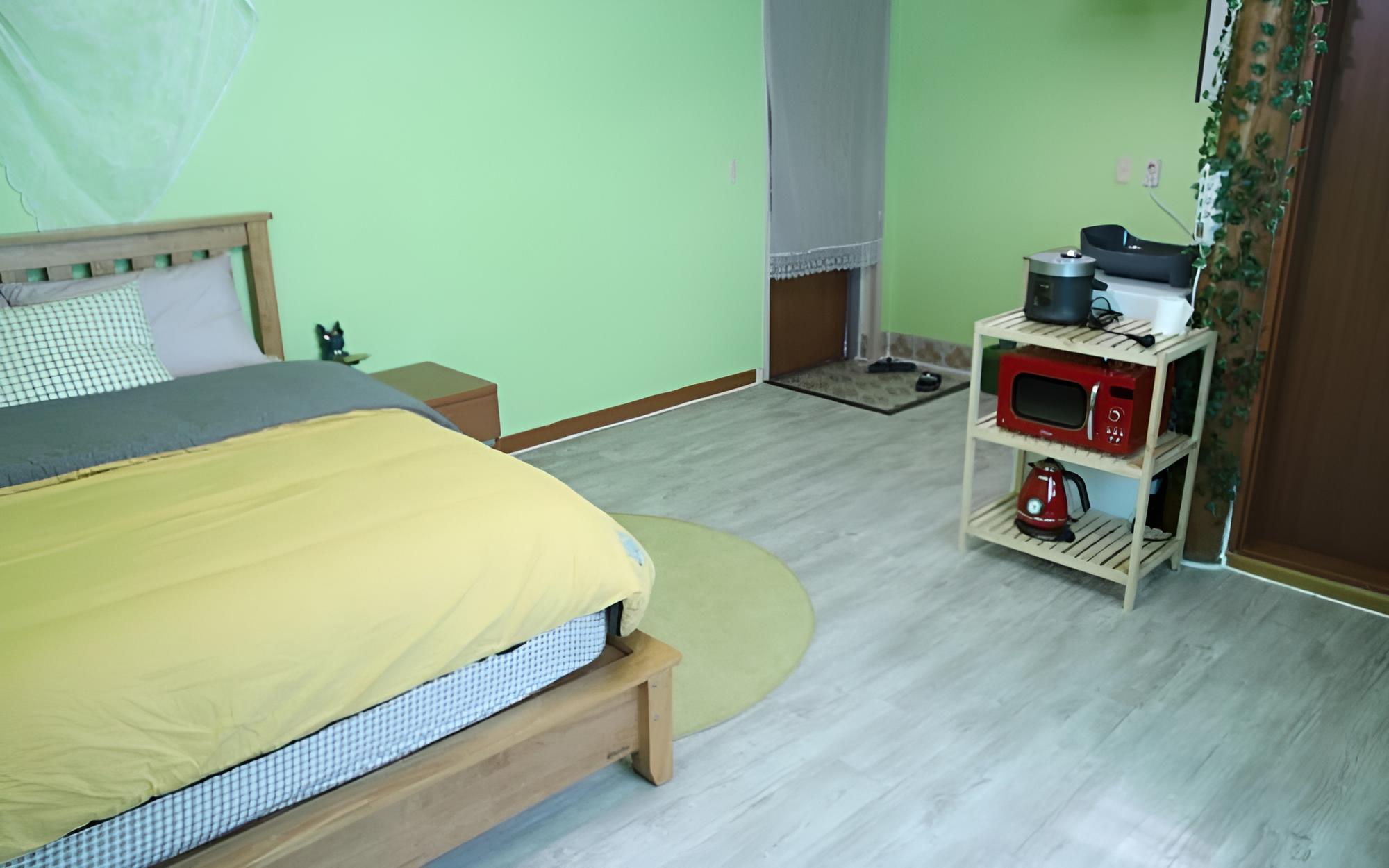 Photo 9