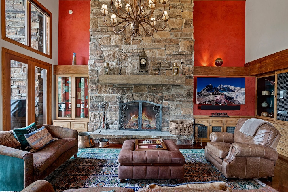 La Maconnerie at Deer Valley Resort - Four Bedroom Condo with Hot Tub #3 4 Condo