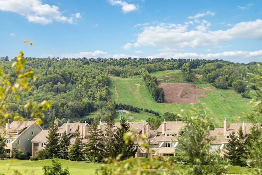 Rivergrass Condos
