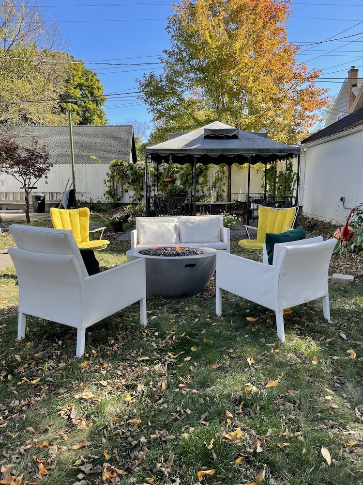 Carriage House B&B
