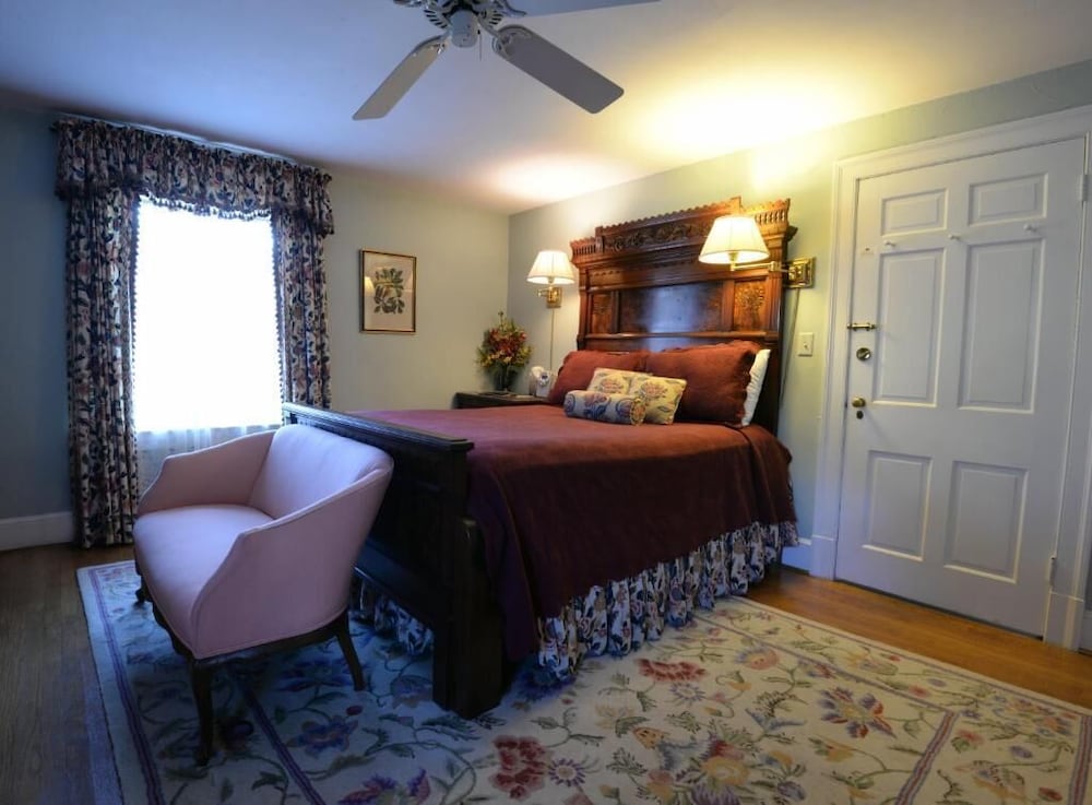 Inn at Monticello view 5