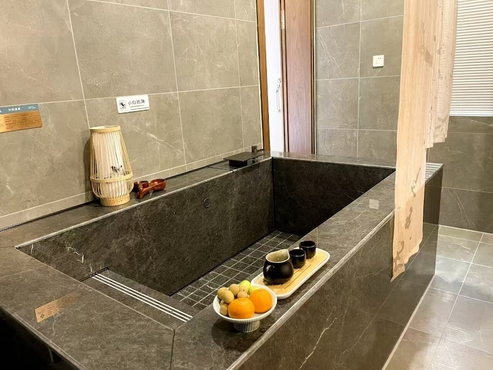 Lin an Hot Spring Story Family Homestay