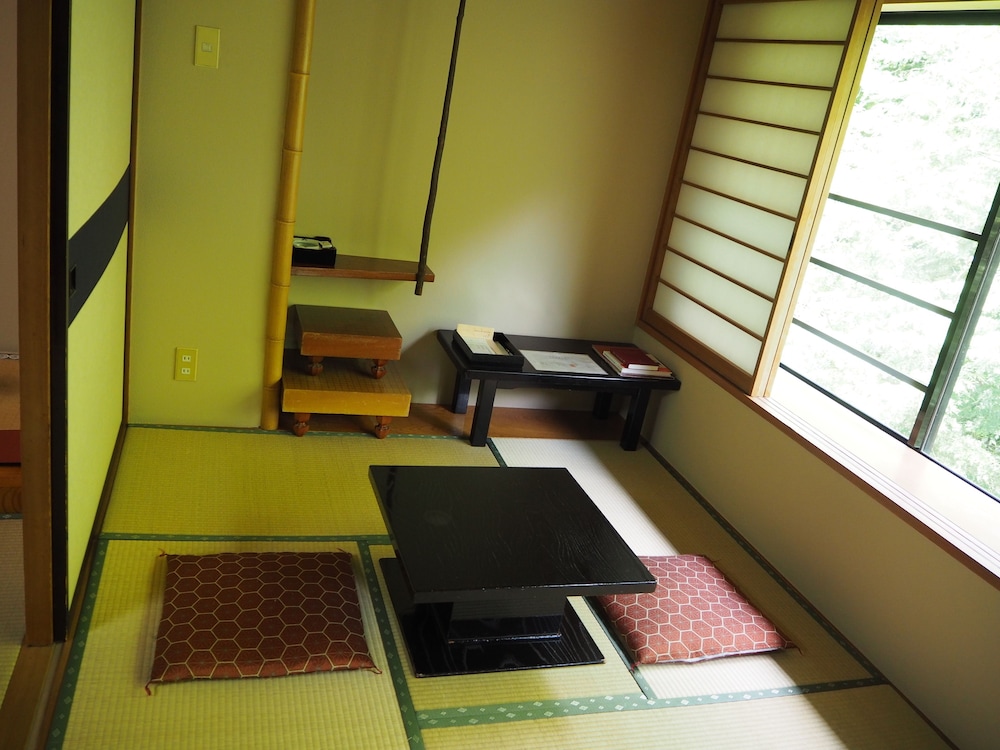 Osakaya