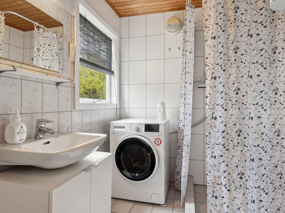 5 Star Holiday Home in Vaeggerlose
