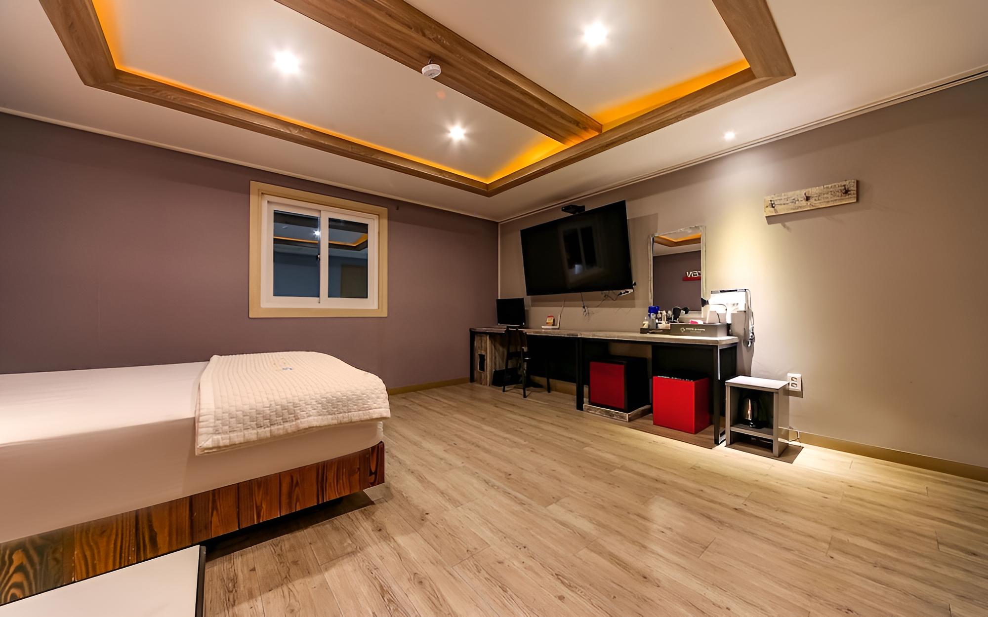 Daegu Dongdaegu Station Hotel Zi-gume view 2
