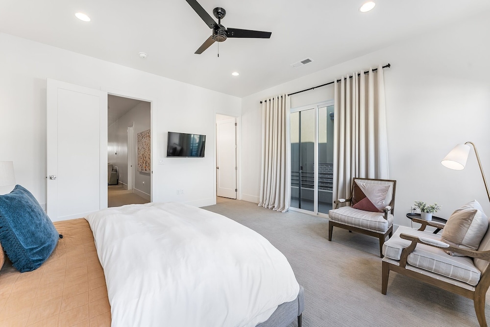 Villa #25 At Bloomington Country Club - Villa Vibes 4 Bedroom Townhouse