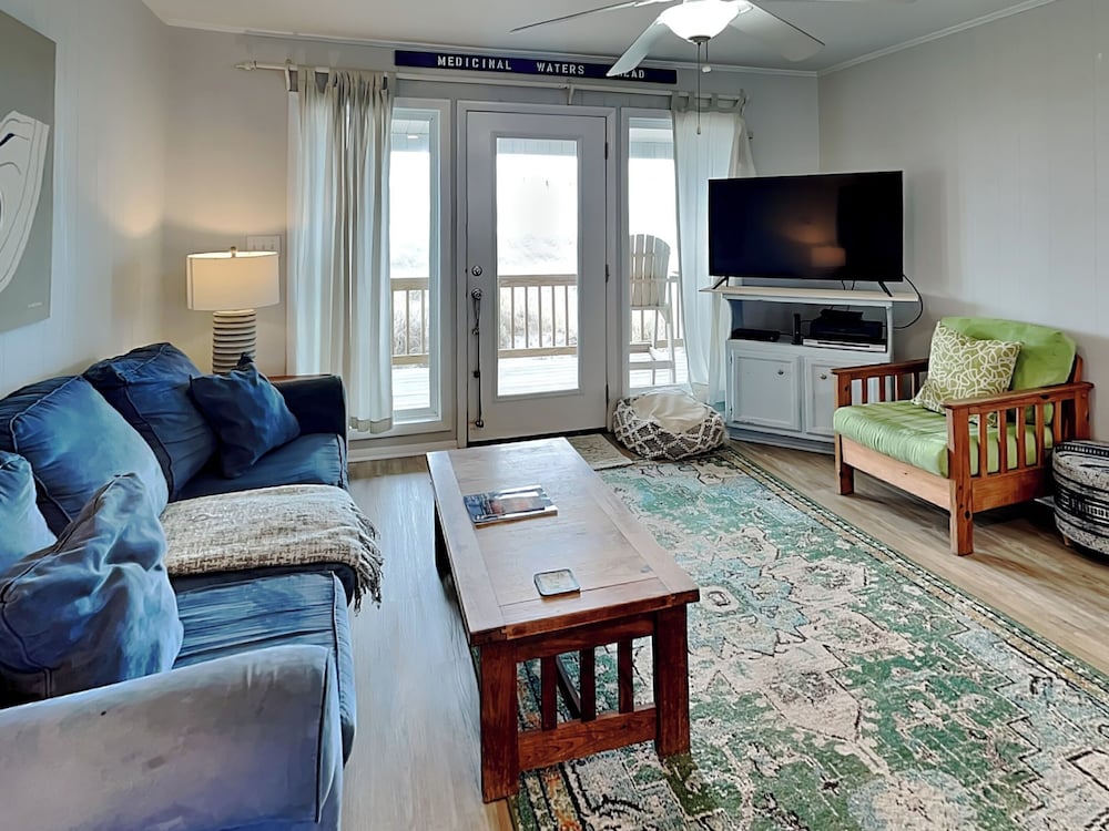 You-N-Sea by Topsail Realty