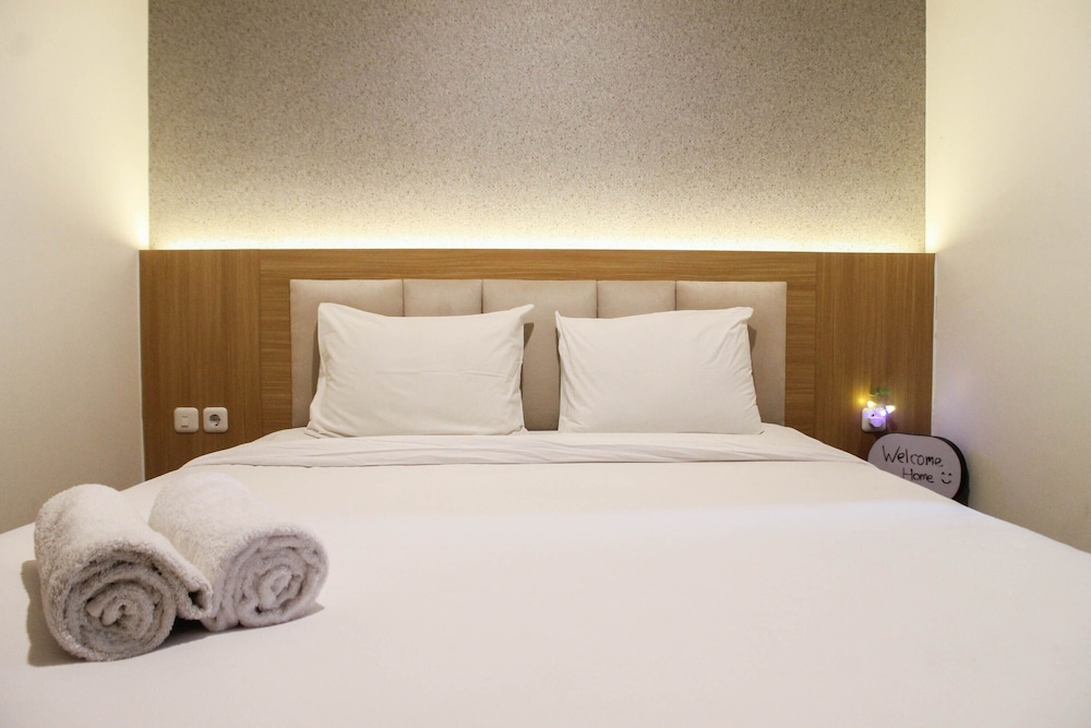 Affordable Price Studio Apartment @ Grand Kamala Lagoon view 3