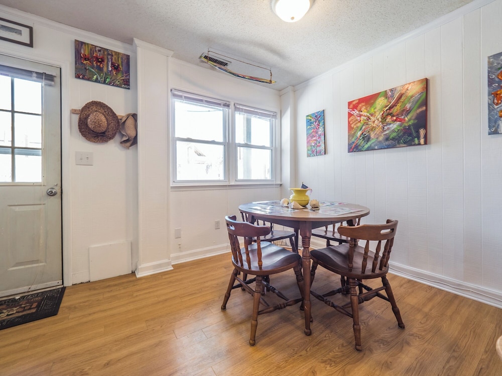 S.O.B. (Sweet Ol' Bill) by Topsail Realty