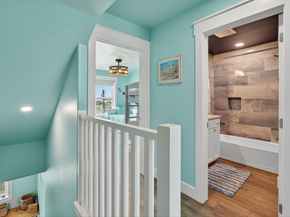 Coastal Vibes Rp230 3 Bedroom Home