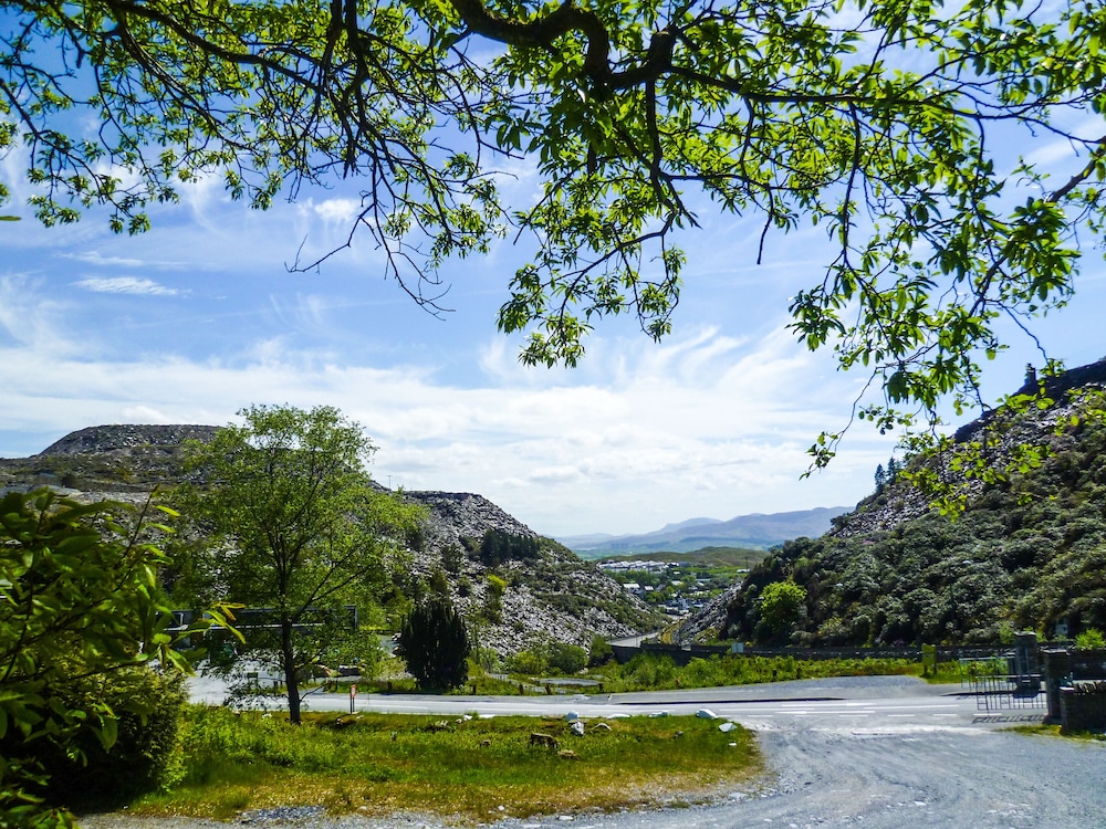Stiniog Lodge