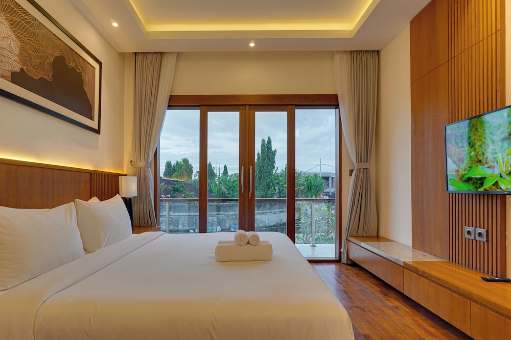 Villa Taman Seminyak Suite 01