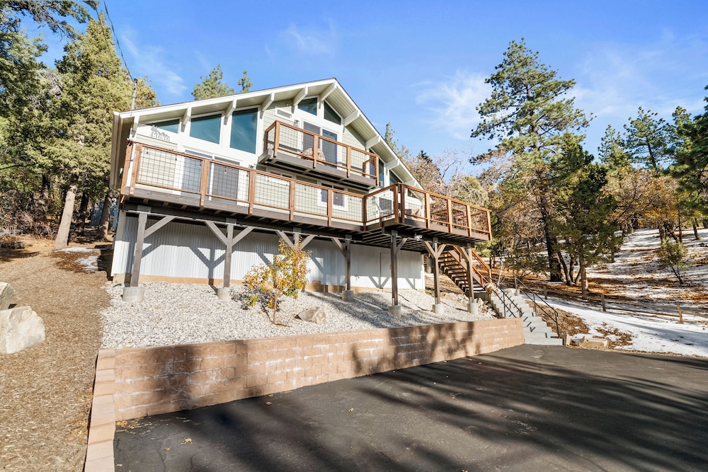 Moonridge Chalet